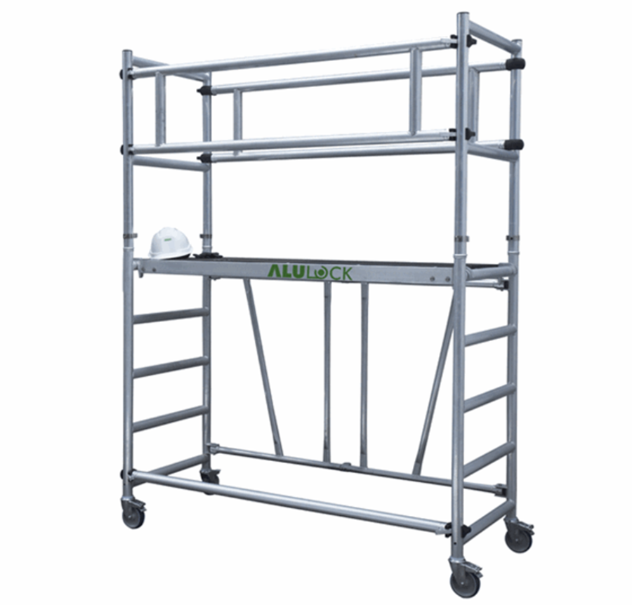 Foldestillads arbejdshøjde: 4 m m.gelænder